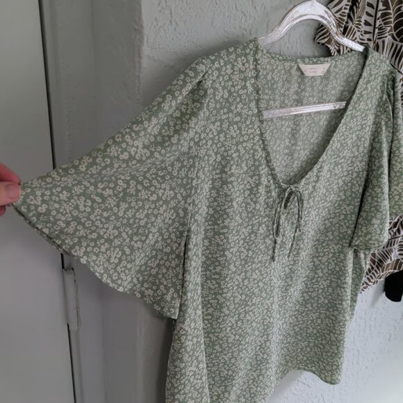 DKNY Liz Claiborne LC Lauren Conrad Blouse Bundle | Size XL - Picture 9 of 12